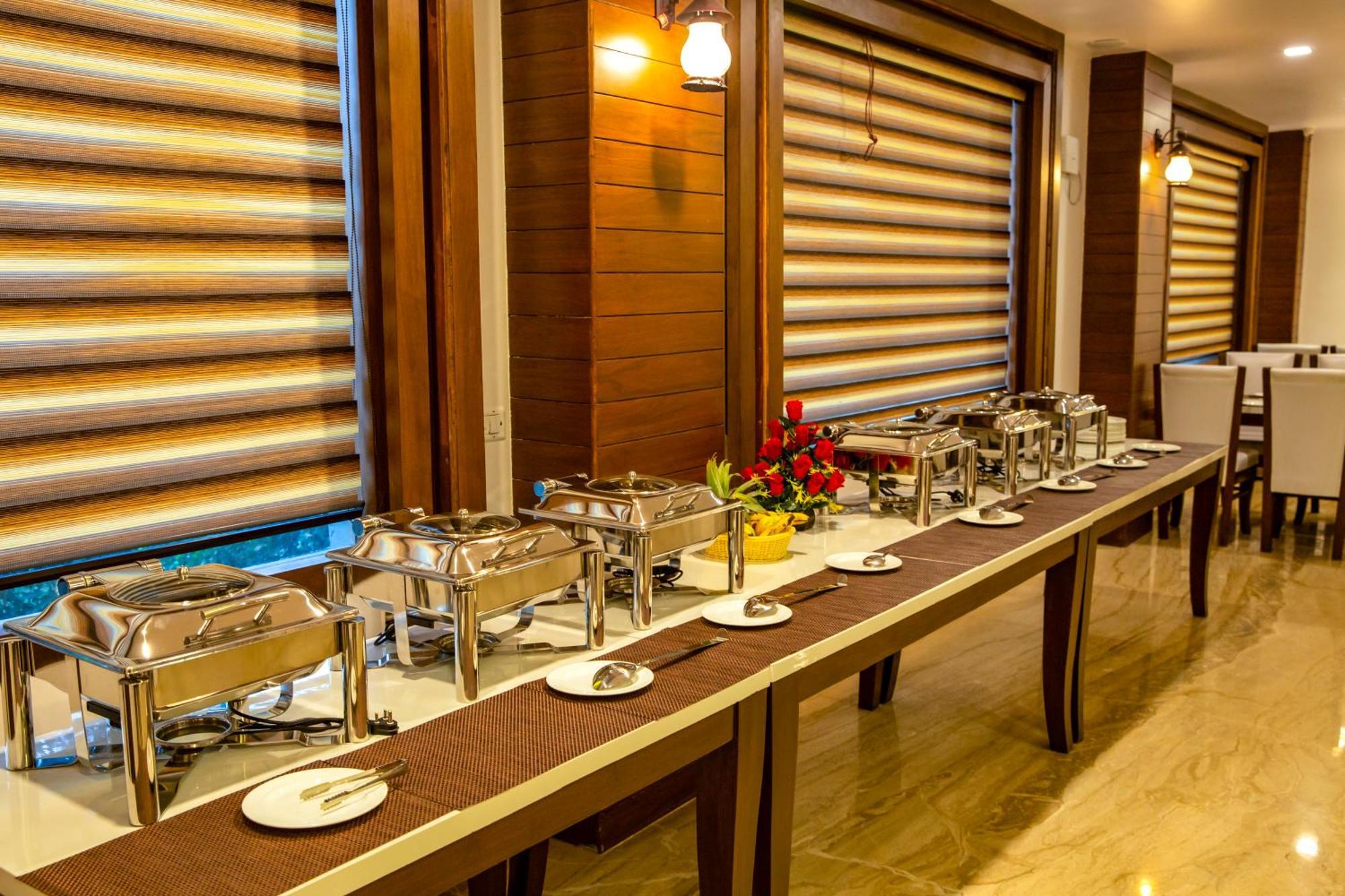 Spree Hotel Agra - Walking Distance To Tajmahal Extérieur photo