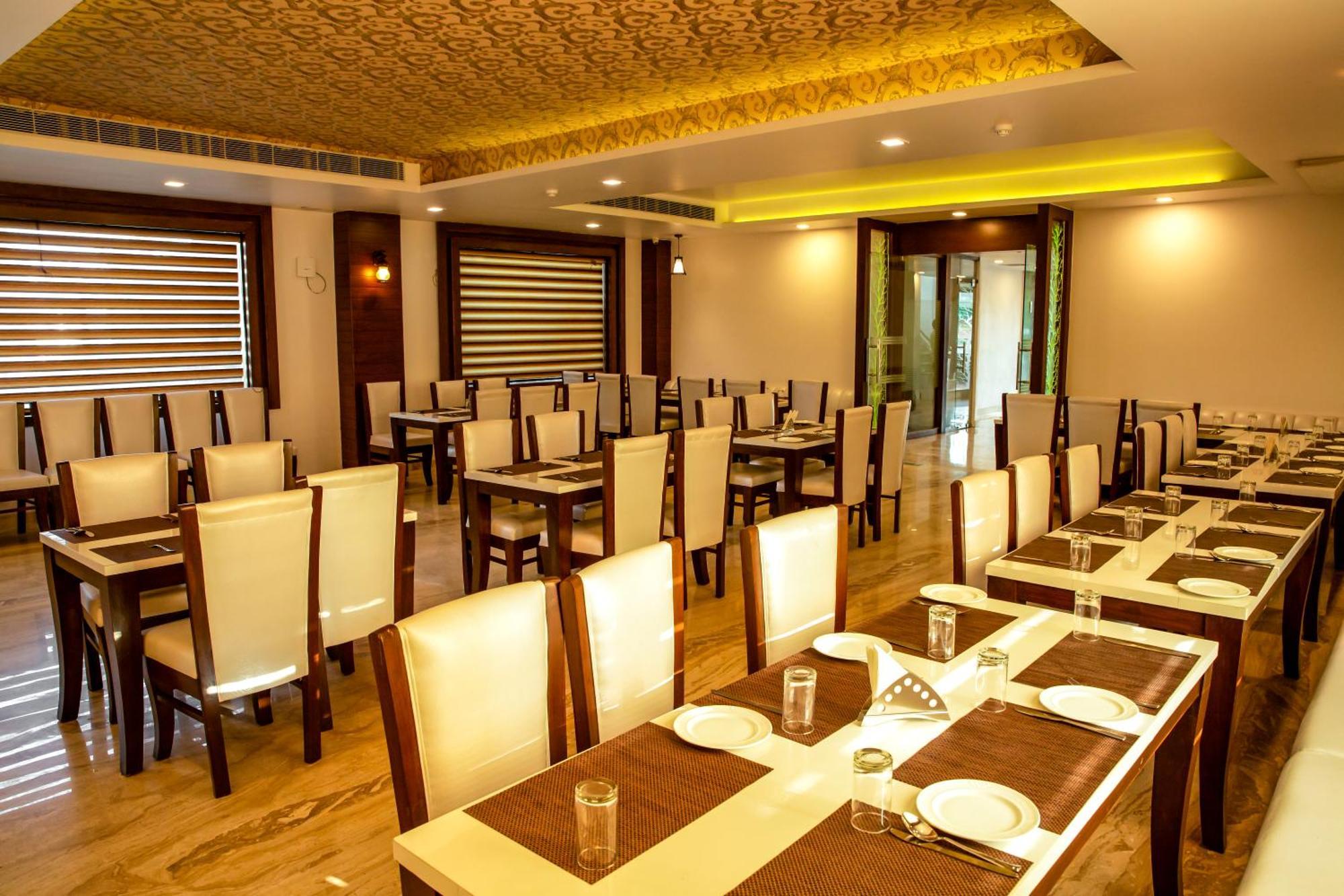 Spree Hotel Agra - Walking Distance To Tajmahal Extérieur photo
