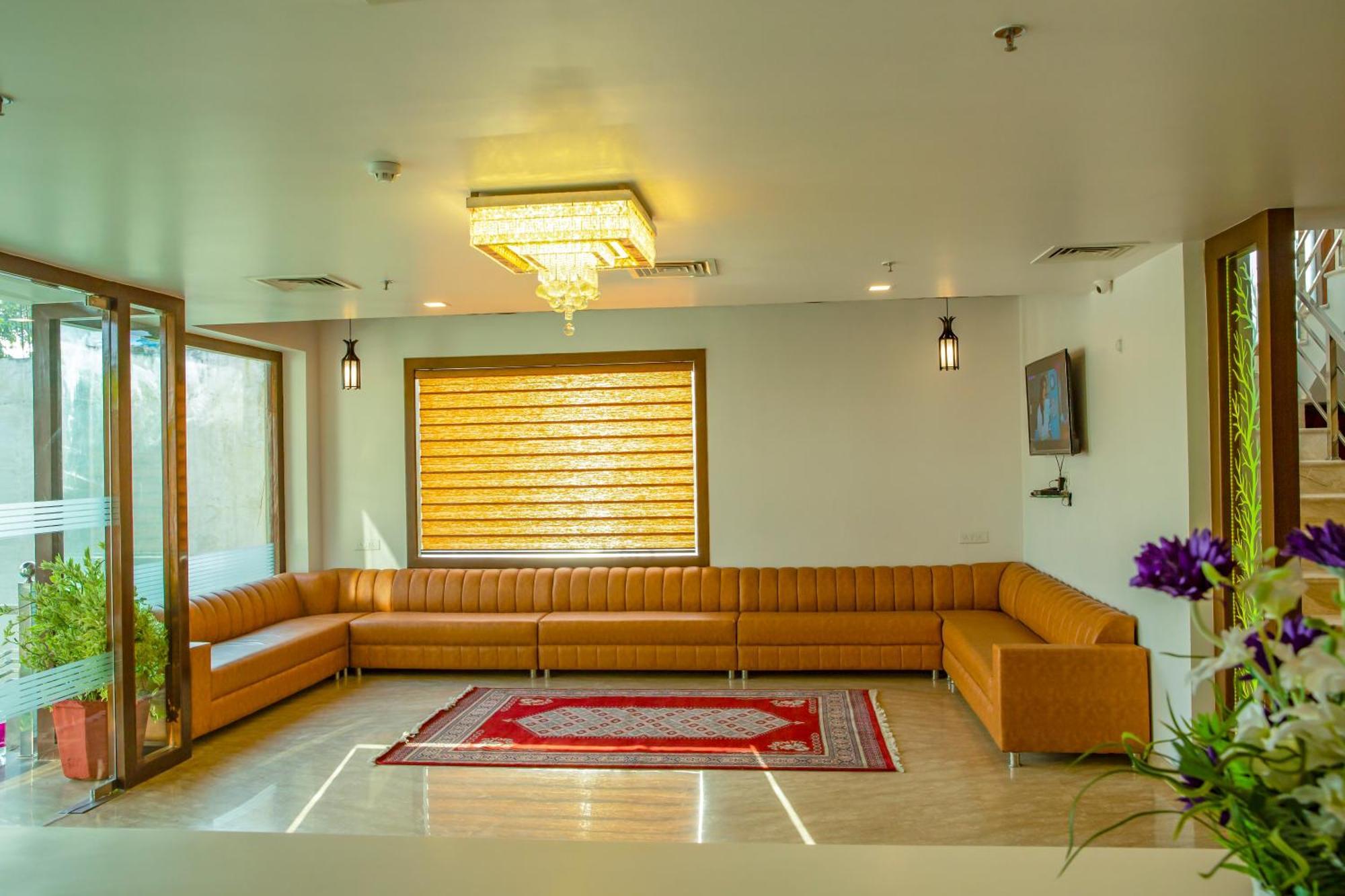 Spree Hotel Agra - Walking Distance To Tajmahal Extérieur photo