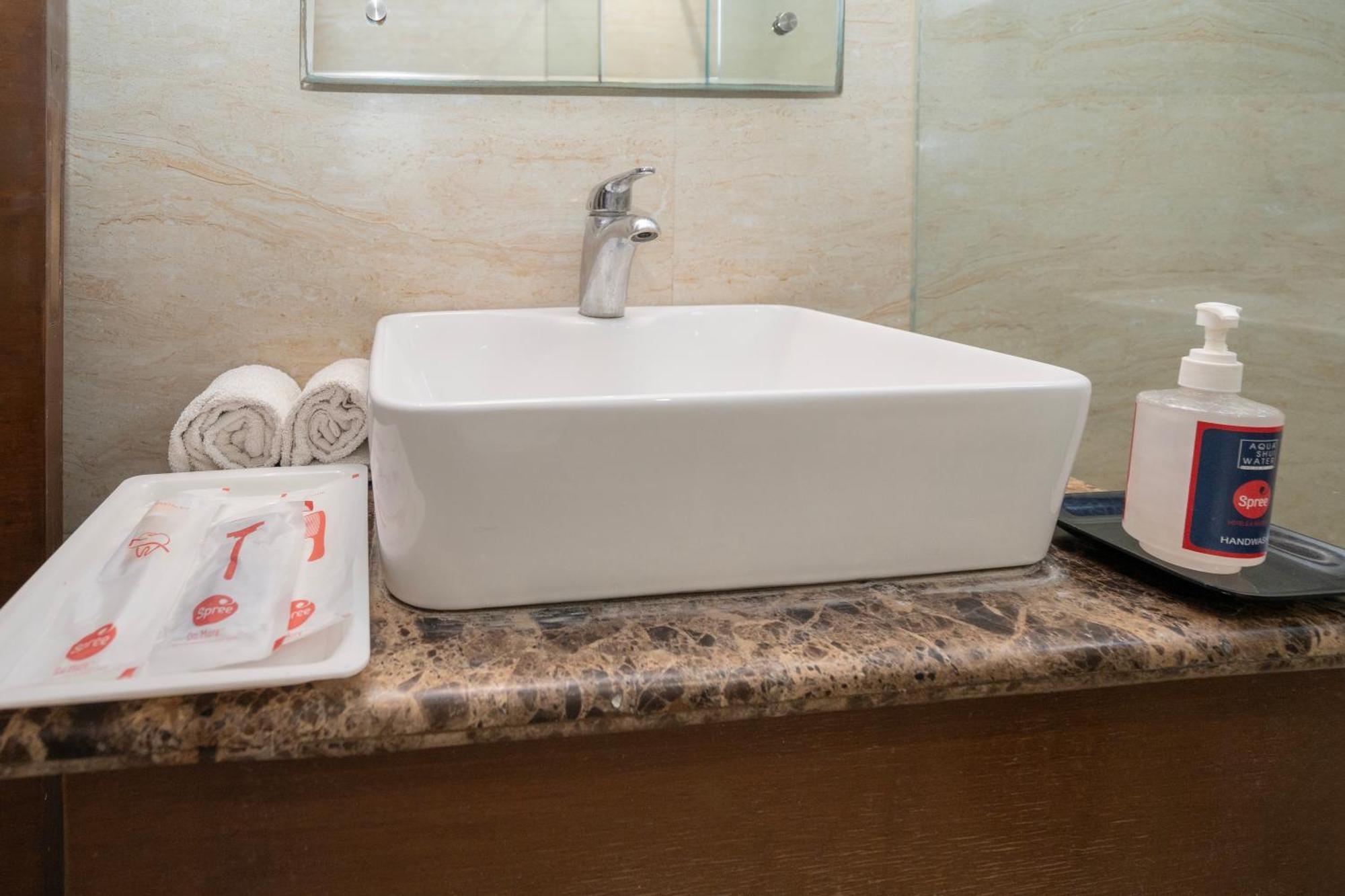 Spree Hotel Agra - Walking Distance To Tajmahal Extérieur photo