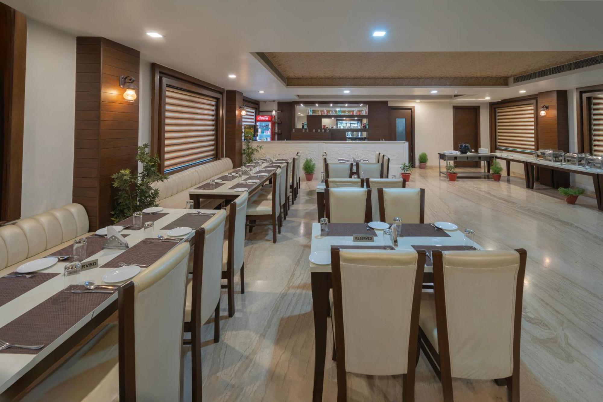 Spree Hotel Agra - Walking Distance To Tajmahal Extérieur photo