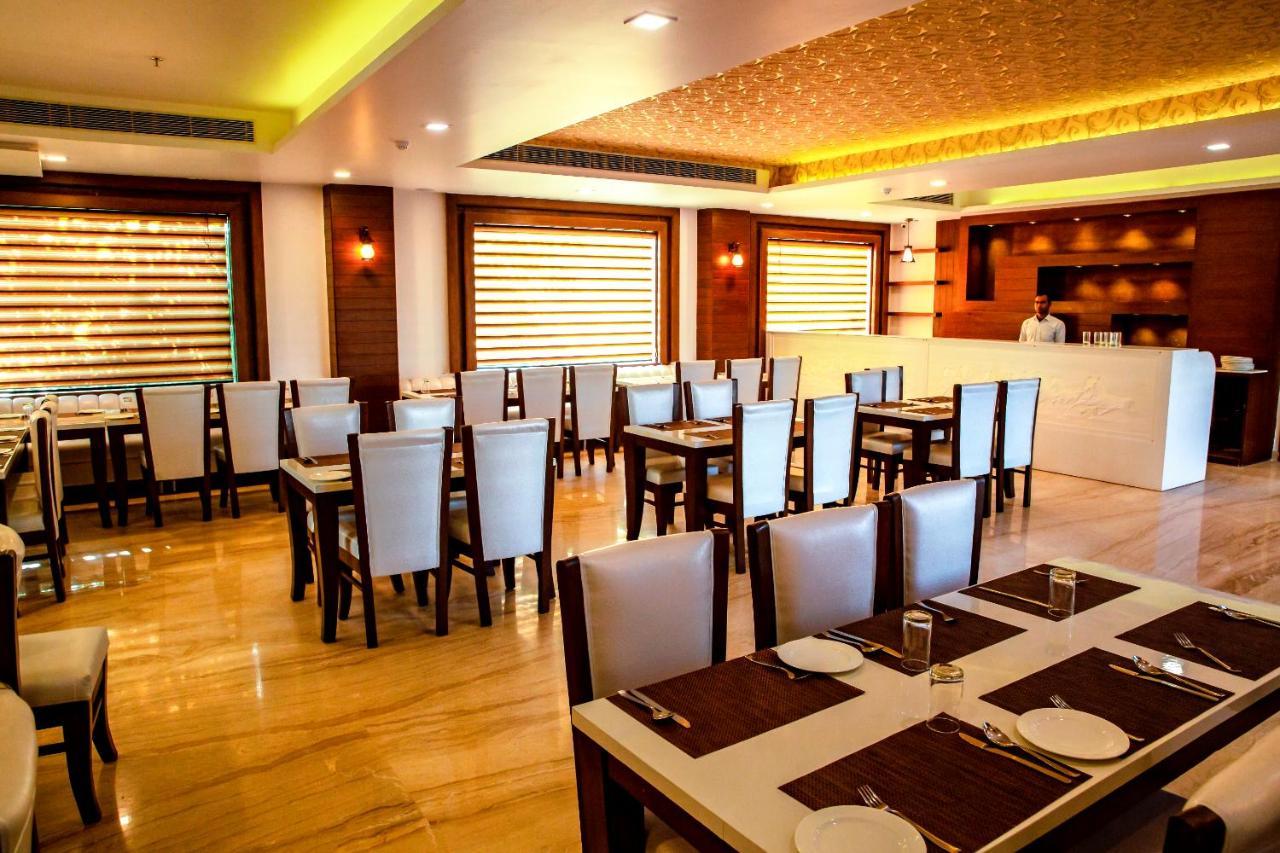 Spree Hotel Agra - Walking Distance To Tajmahal Extérieur photo
