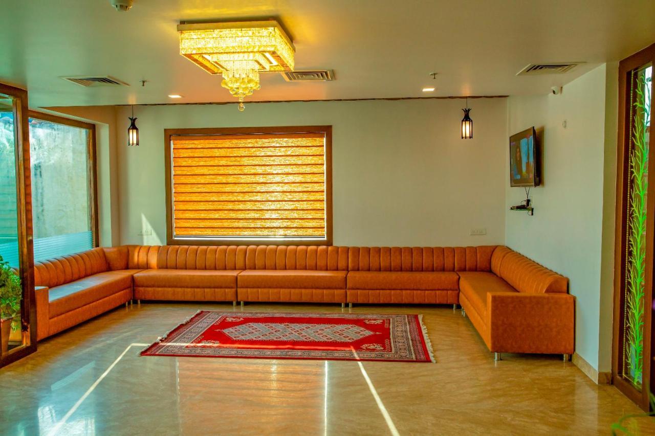 Spree Hotel Agra - Walking Distance To Tajmahal Extérieur photo